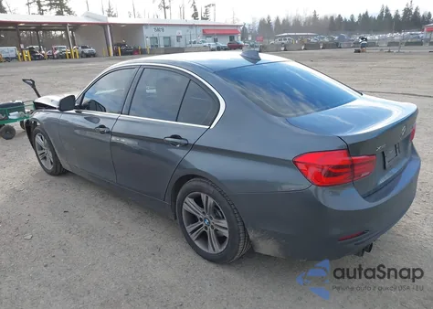 2018 BMW 330I xDrive z USA, uszkodzony, nr VIN WBA8D9C58JA614936